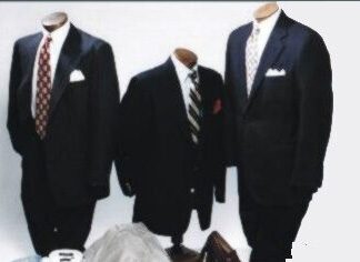 Dann Premier Collection Suits Navy Stripe, 100% Worsted Wool, 2 Button Center Vent
