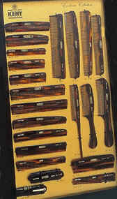 No 6 Kent Combs, Set of Two